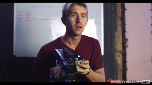 Жаркий секс в гараже - #8